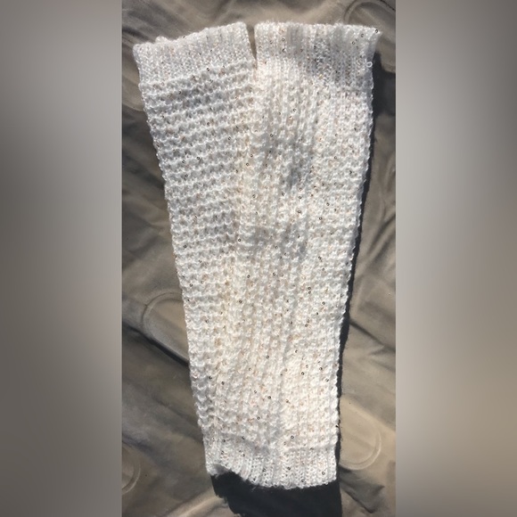 FWP💚 NWOT Cream with Gold Sequins Knit Leg Warmers - OSFM - Picture 2 of 4
